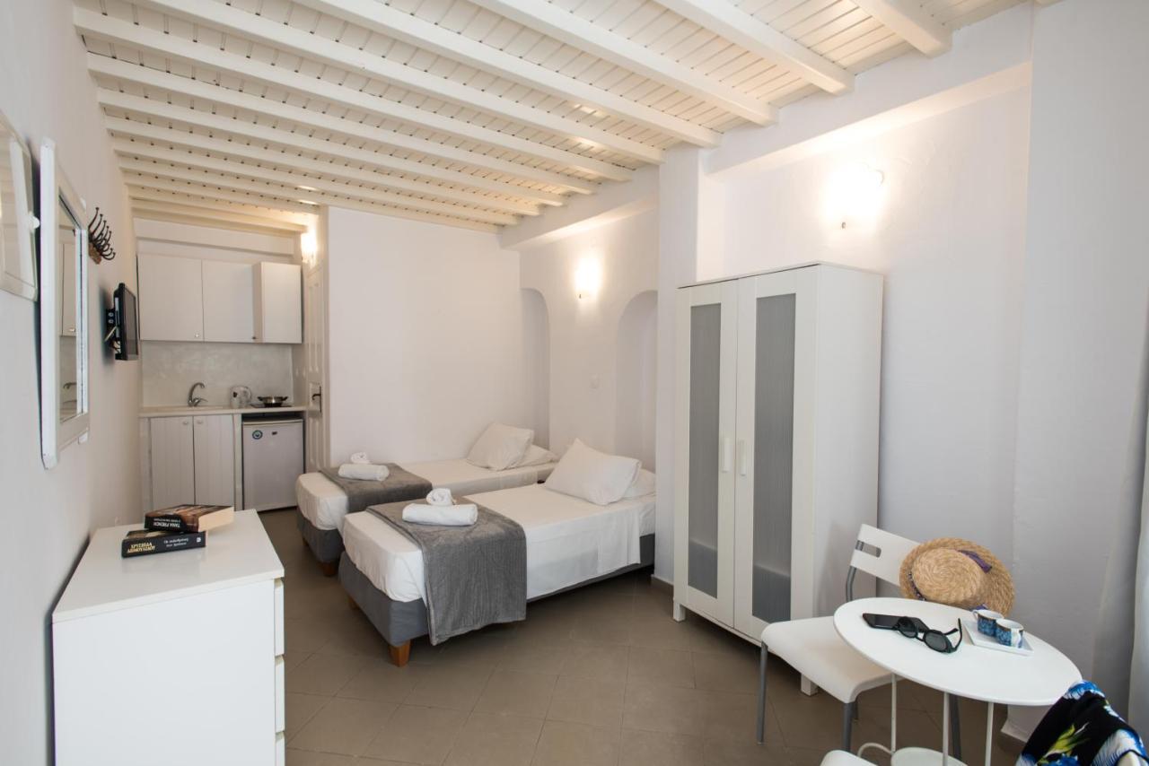 Lirous Studios Mykonos Town Екстериор снимка