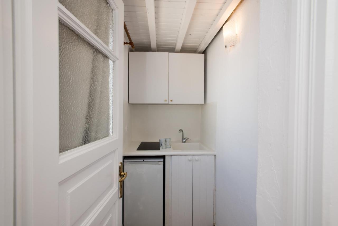 Lirous Studios Mykonos Town Екстериор снимка